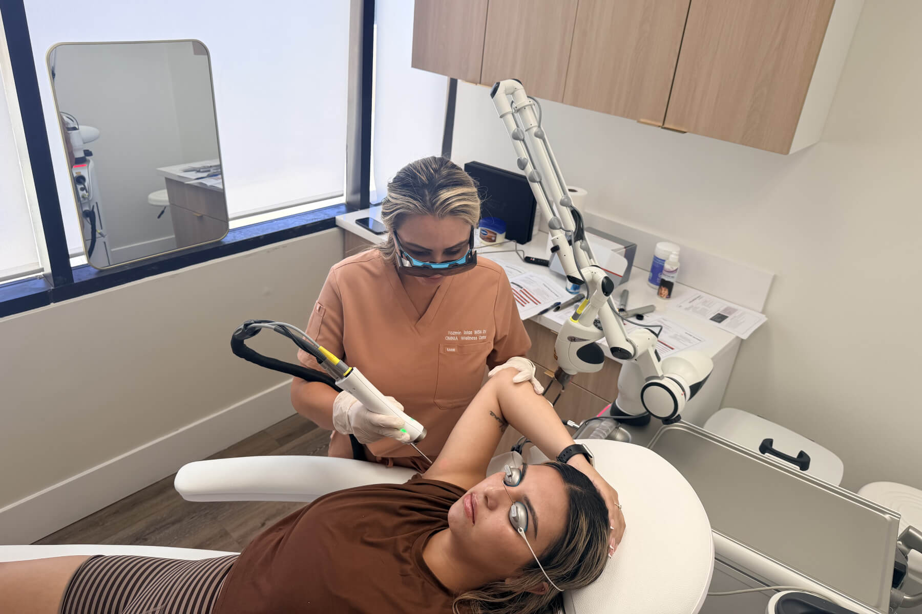 Laser Hair Removal In Encino: What To Expect Session By Session